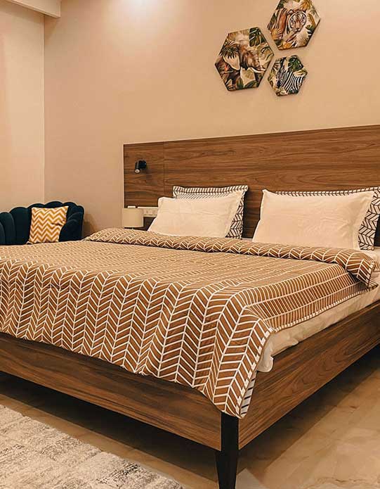 Hotel in DLF Phase 1
